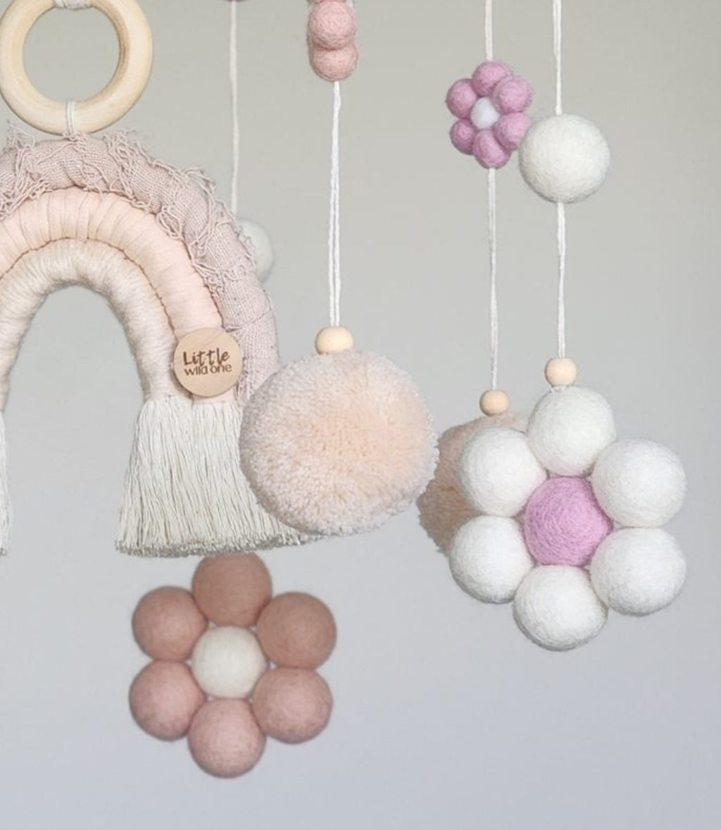 Build Your Own Mobile ~ Pom-Pom Daisies