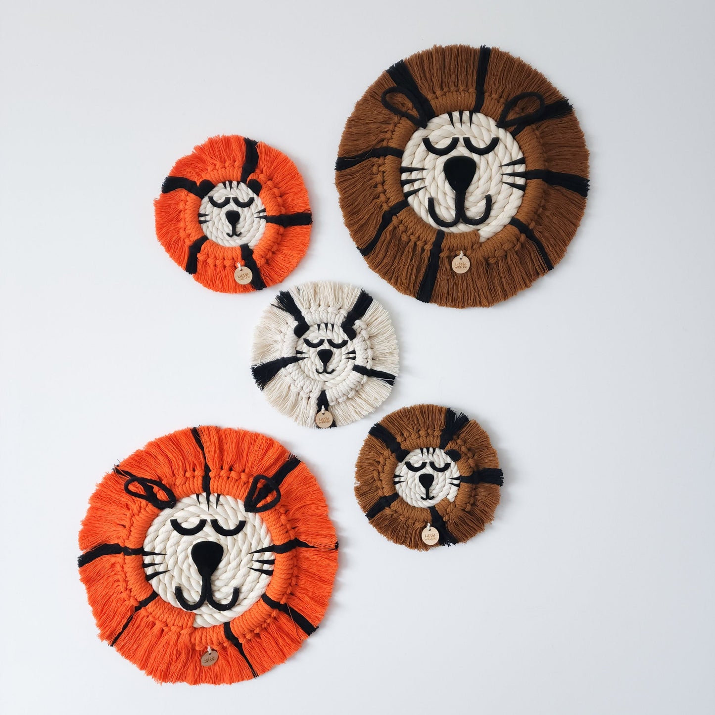 Macrame Tiger ~ Boho Animal Wall Hanging