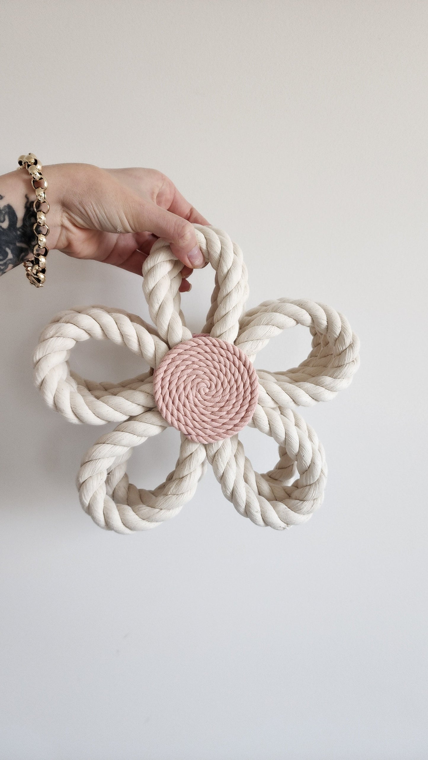 Boho Daisy Wall Flowers ~ Rope Wall Decor