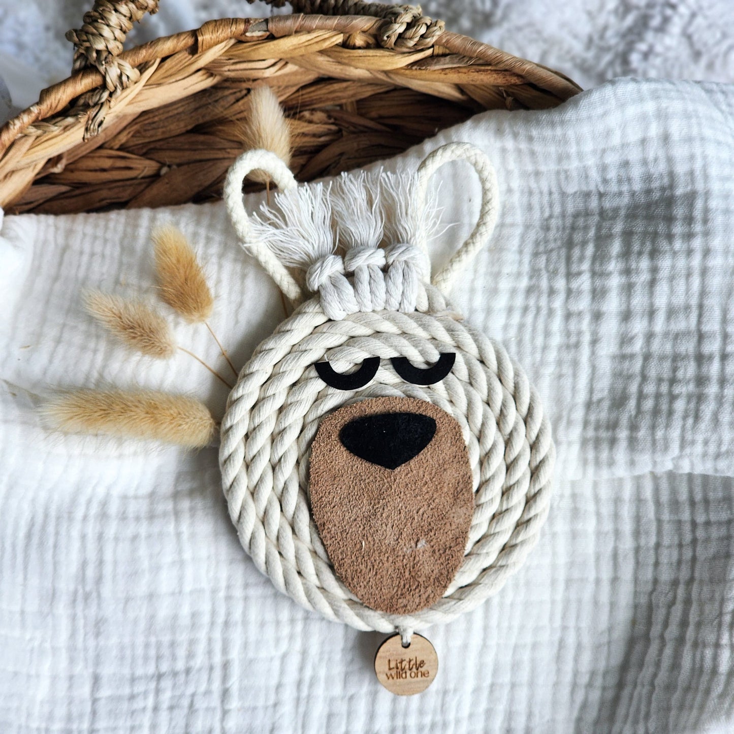 Macrame Kangaroo ~ Boho Animal Wall Hanging